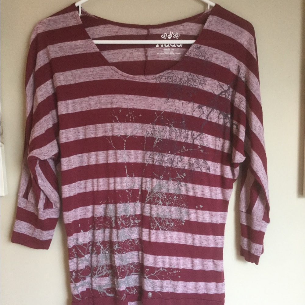 MUDD brand 3/4 sleeve detailed top